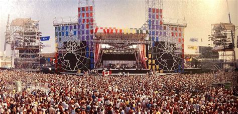 where was live aid held|Iba pa.